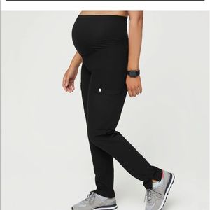 FIGS yola skinny maternity scrub pants. size medium. great cond.